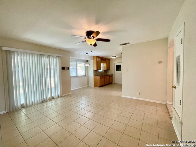Image 8 of 23 For 6714 Straw Flower St