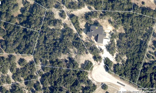 Listing photo id 11 for 640 Crossman