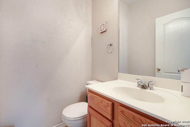 Image 12 of 27 For 8706 Redwood Bend