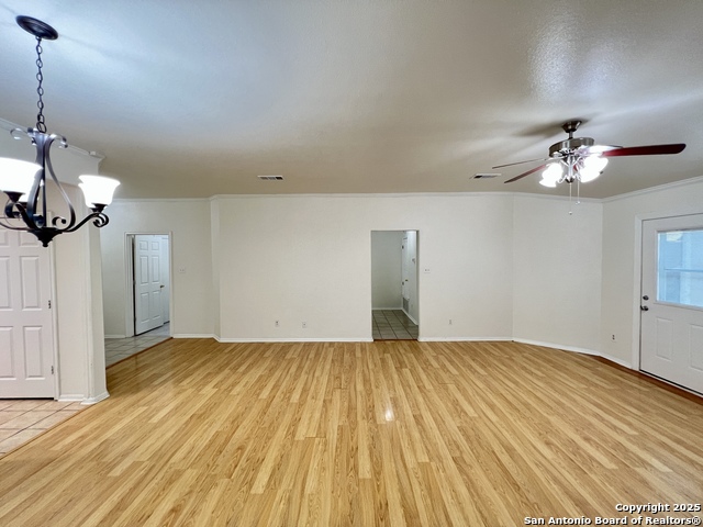 Image 14 of 41 For 4447 Amandas Cove