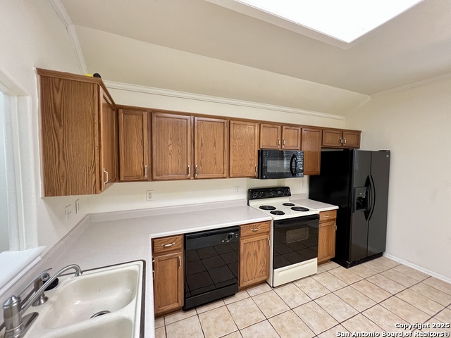 Image 20 of 41 For 4447 Amandas Cove