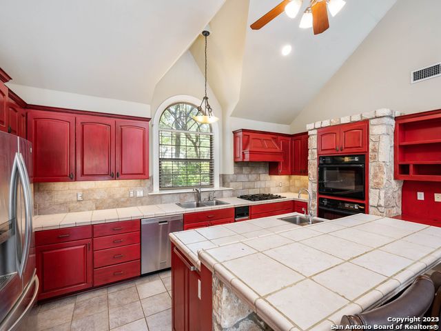 Image 12 of 37 For 2342 Fountain Way