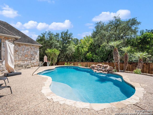 Image 34 of 37 For 2342 Fountain Way