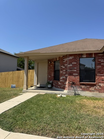 Image 4 of 23 For 13822 Villa Camino