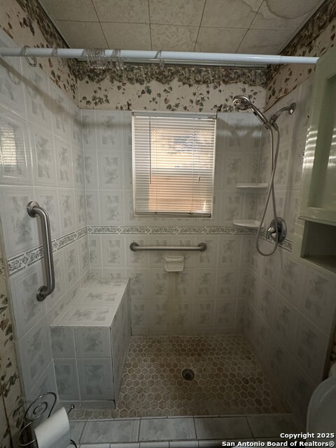Image 13 of 23 For 2727 Coldstream St.