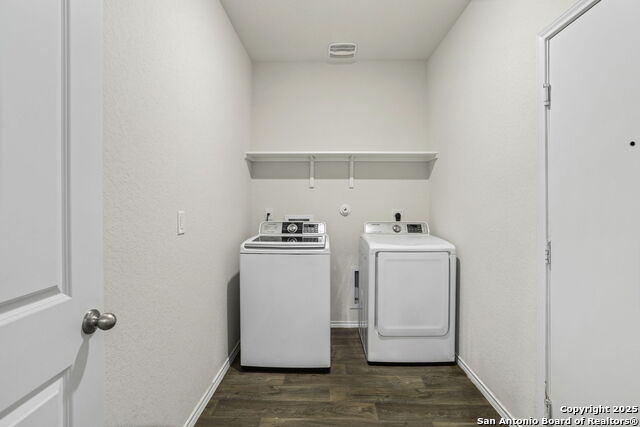 Image 24 of 28 For 4907 Taconite Pass