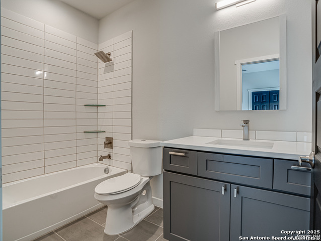 Image 17 of 28 For 1226 Wyoming  Unit