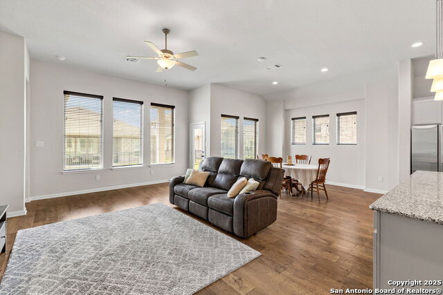 Image 12 of 32 For 116 Simpatico