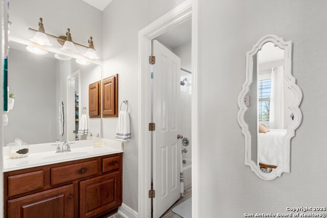 Listing photo id 39 for 311 Ski Plex