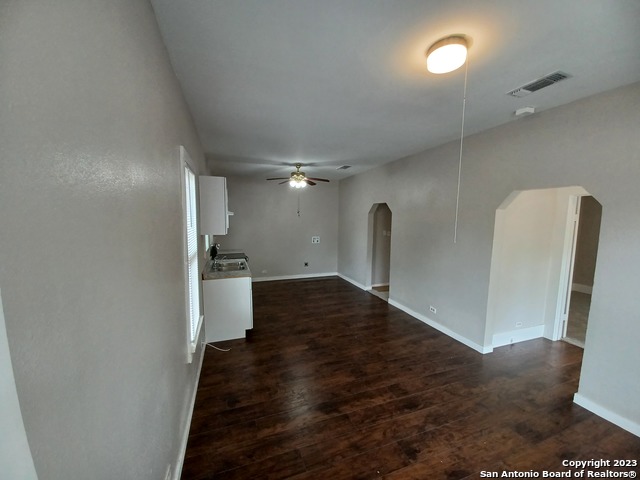 Image 4 of 15 For 1515 Montana St  A