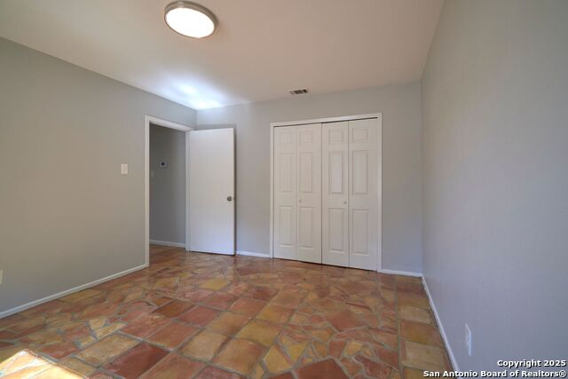 Image 16 of 21 For 418 Verne 3