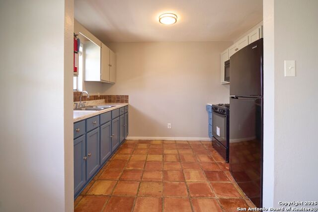 Image 8 of 21 For 418 Verne 3