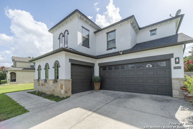 Image 3 of 49 For 23503 Woodlawn Rdg