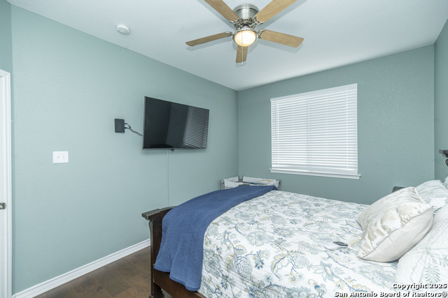 Image 31 of 49 For 23503 Woodlawn Rdg