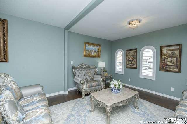 Image 9 of 49 For 23503 Woodlawn Rdg