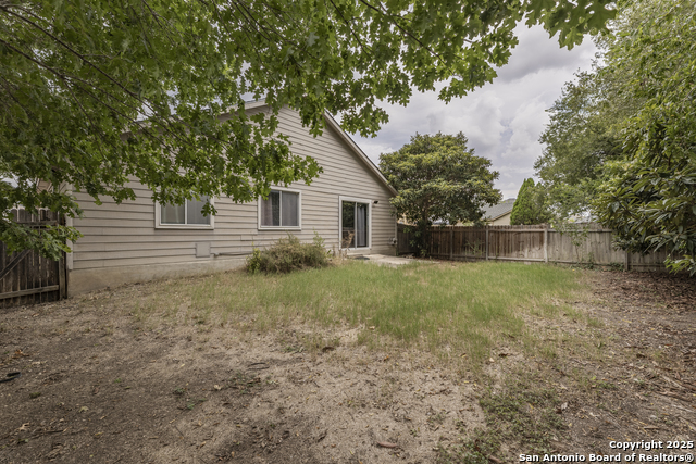 Listing photo id 17 for 8234 Campanario