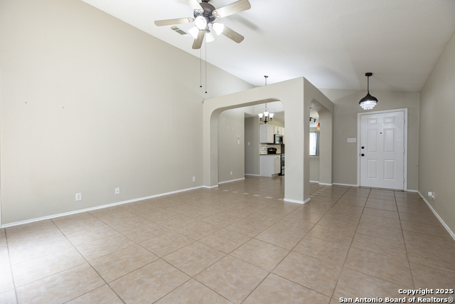 Listing photo id 1 for 8234 Campanario