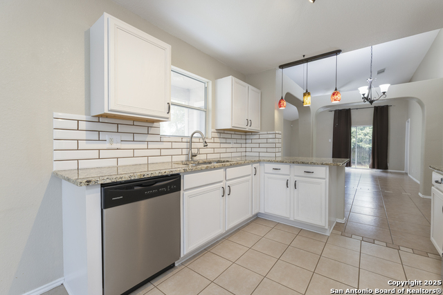 Listing photo id 5 for 8234 Campanario