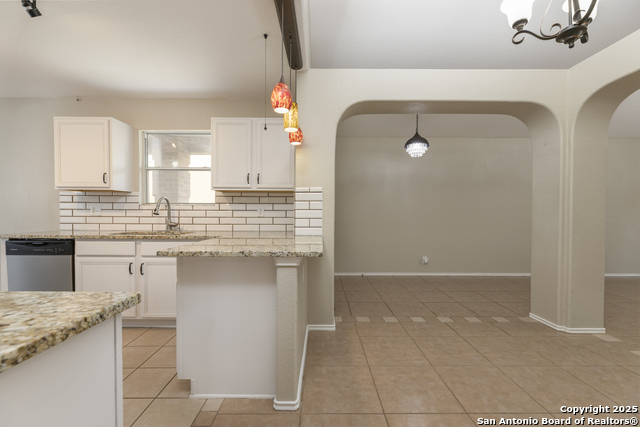 Listing photo id 6 for 8234 Campanario