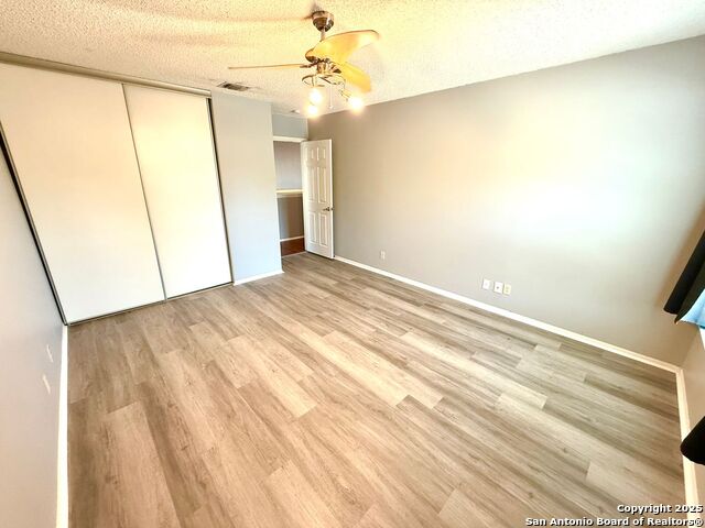 Listing photo id 24 for 11578 Rousseau St 7