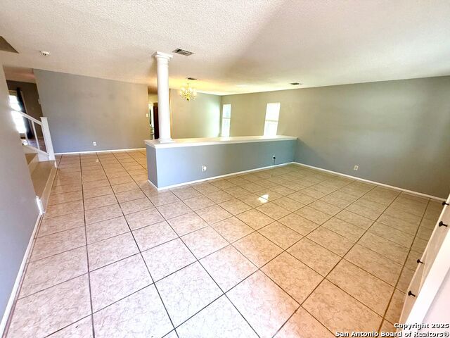 Listing photo id 1 for 11578 Rousseau St 7