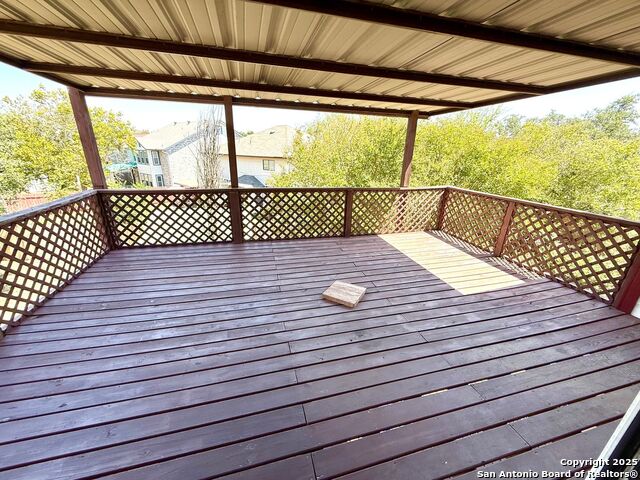Listing photo id 36 for 11578 Rousseau St 7