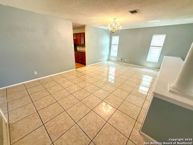 Listing photo id 5 for 11578 Rousseau St 7
