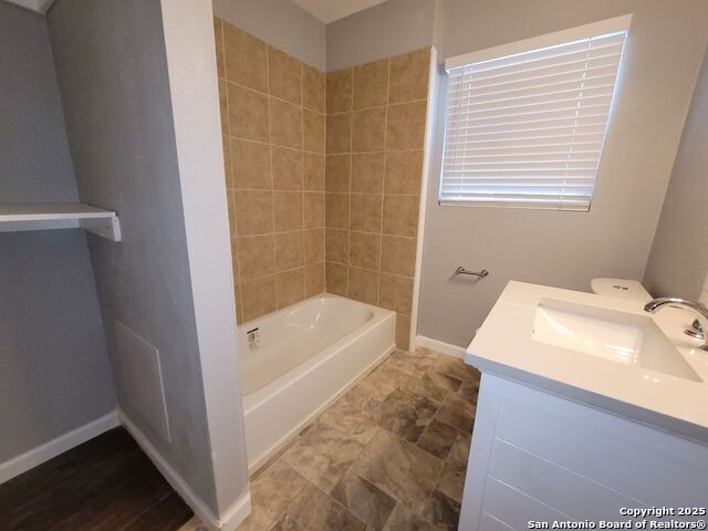 Image 16 of 19 For 236 Senisa  