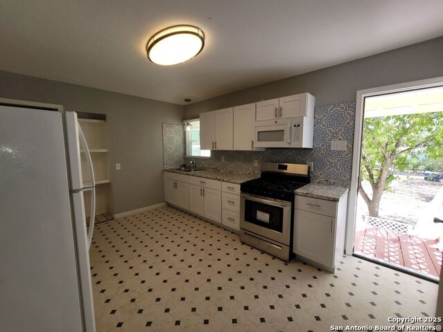 Image 7 of 19 For 236 Senisa  