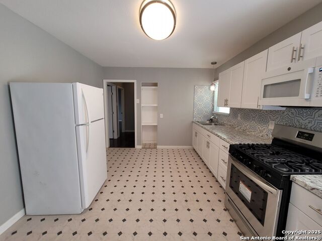 Image 8 of 19 For 236 Senisa  