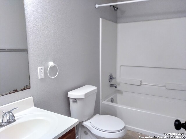 Image 11 of 35 For 5022 Summitwood  1