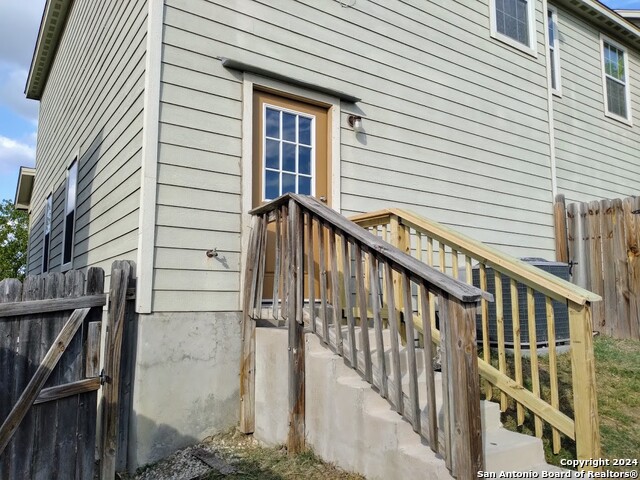 Image 20 of 35 For 5022 Summitwood  1