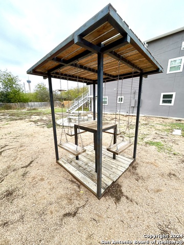 Image 17 of 23 For 319 South Olive Street 2