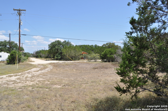 Listing photo id 4 for 1608 Campfire