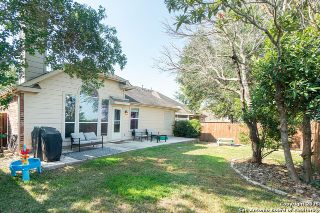 Image 15 of 15 For 933 Forest Ridge