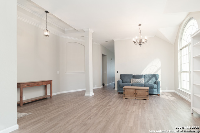 Image 4 of 15 For 933 Forest Ridge