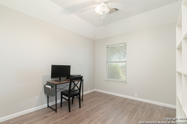 Image 7 of 15 For 933 Forest Ridge