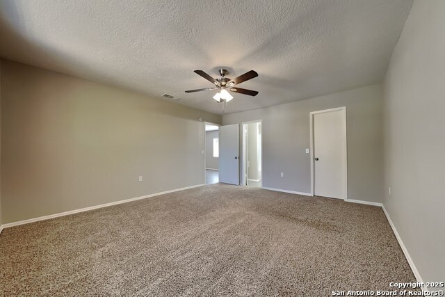 Image 8 of 21 For 5826 Oak Run