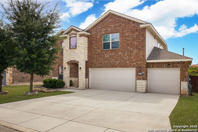 Listing photo id 1 for 14438 Costa Leon
