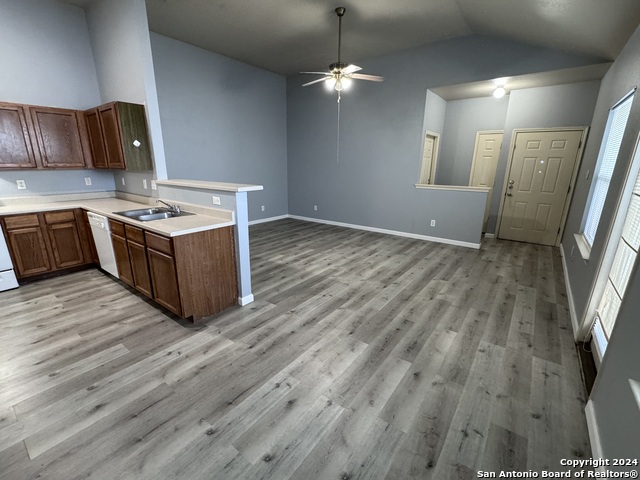 Image 2 of 10 For 7567 Foss Meadows 1