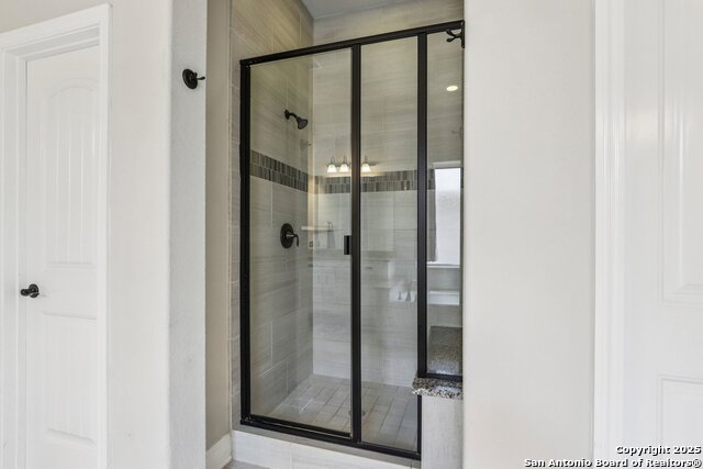 Image 38 of 52 For 1073 Stone Crossing