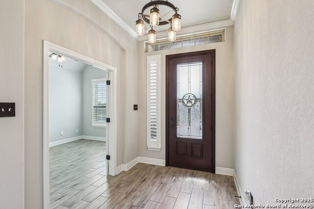 Image 4 of 52 For 1073 Stone Crossing