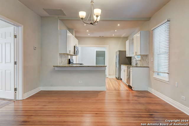 Image 10 of 38 For 1932 Huisache W