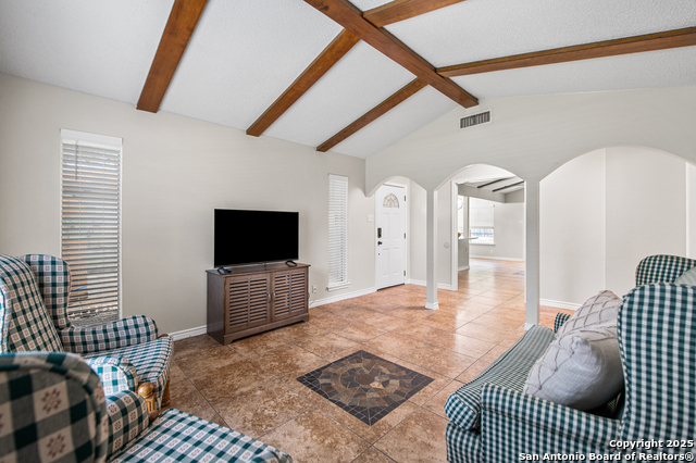 Image 11 of 41 For 4907 El Gusto St