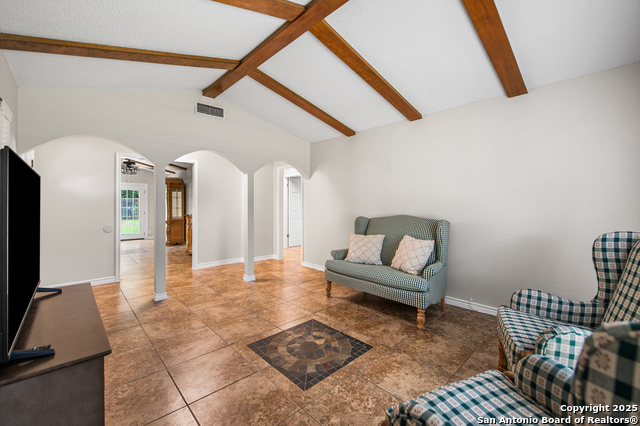 Image 19 of 41 For 4907 El Gusto St