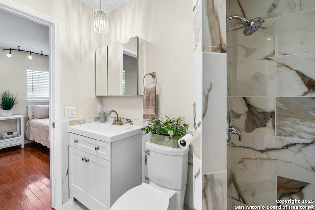 Image 26 of 41 For 4907 El Gusto St