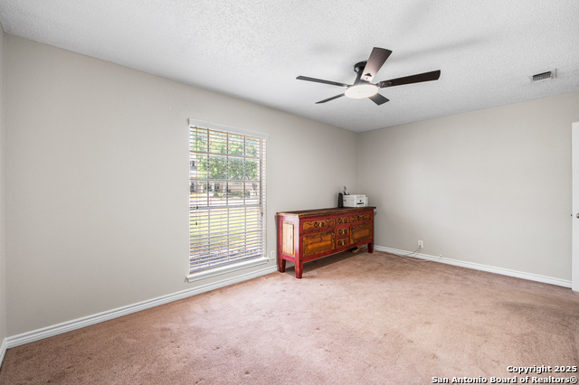 Image 31 of 41 For 4907 El Gusto St