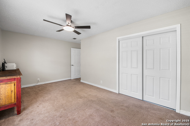 Image 32 of 41 For 4907 El Gusto St