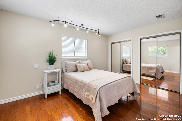 Image 36 of 41 For 4907 El Gusto St