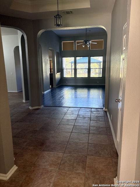 Listing photo id 10 for 4743 River Rock